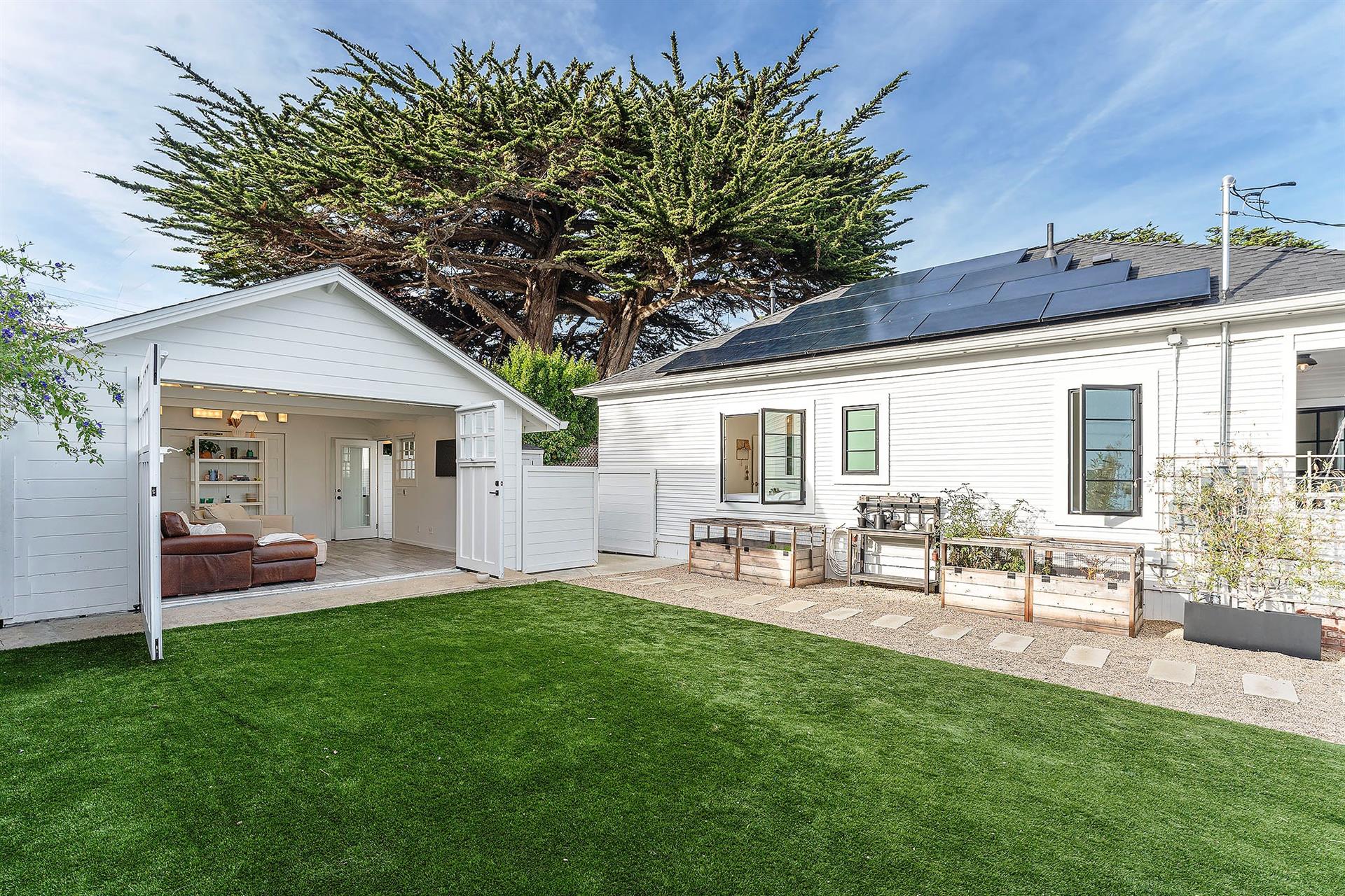 Detached Bonus Room
