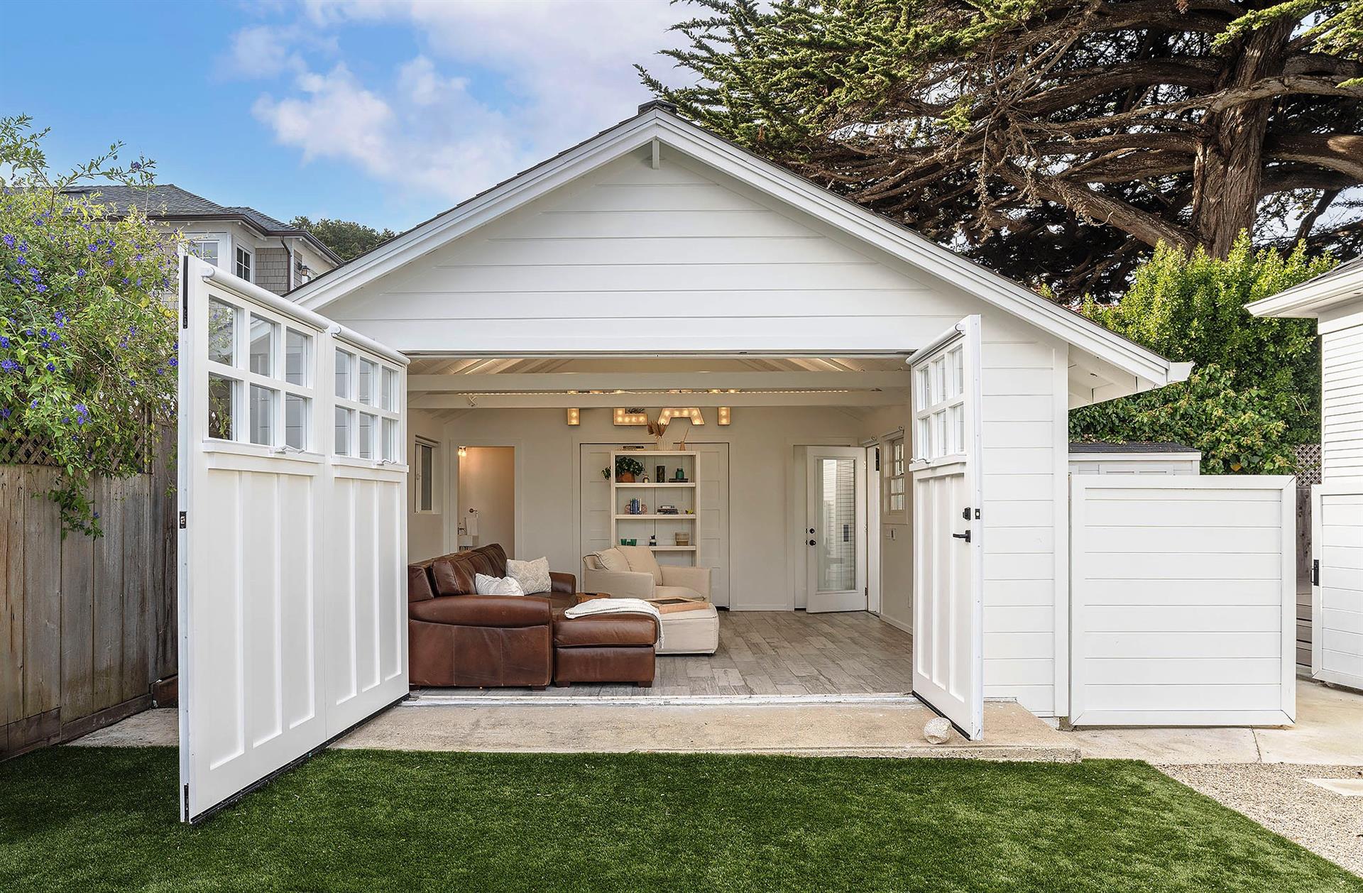 Detached Bonus Room