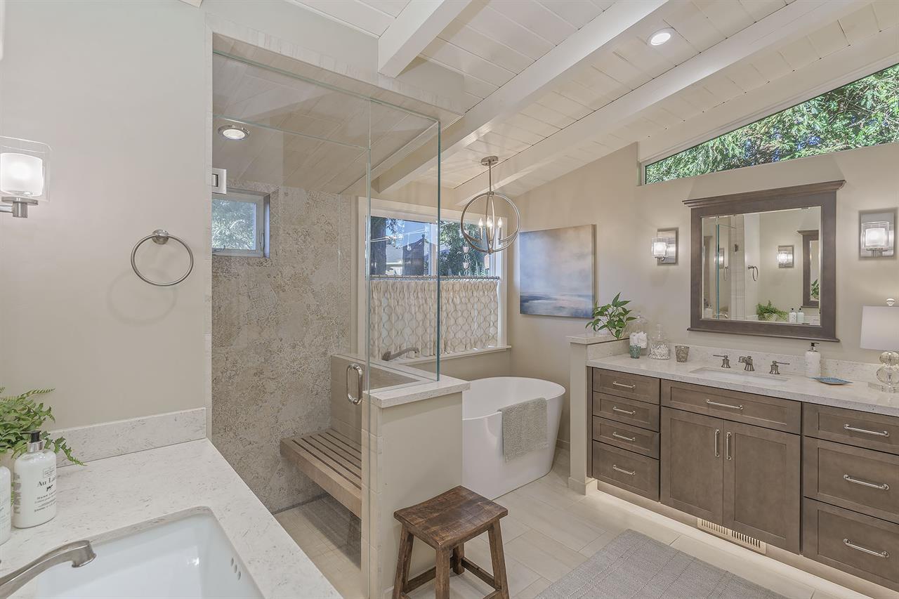 Bathroom 1  En Suite, Steam Shower, Deep Tub, Two Vanities