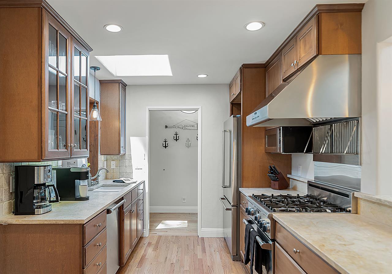 Fully Equipped Chefs Kitchen