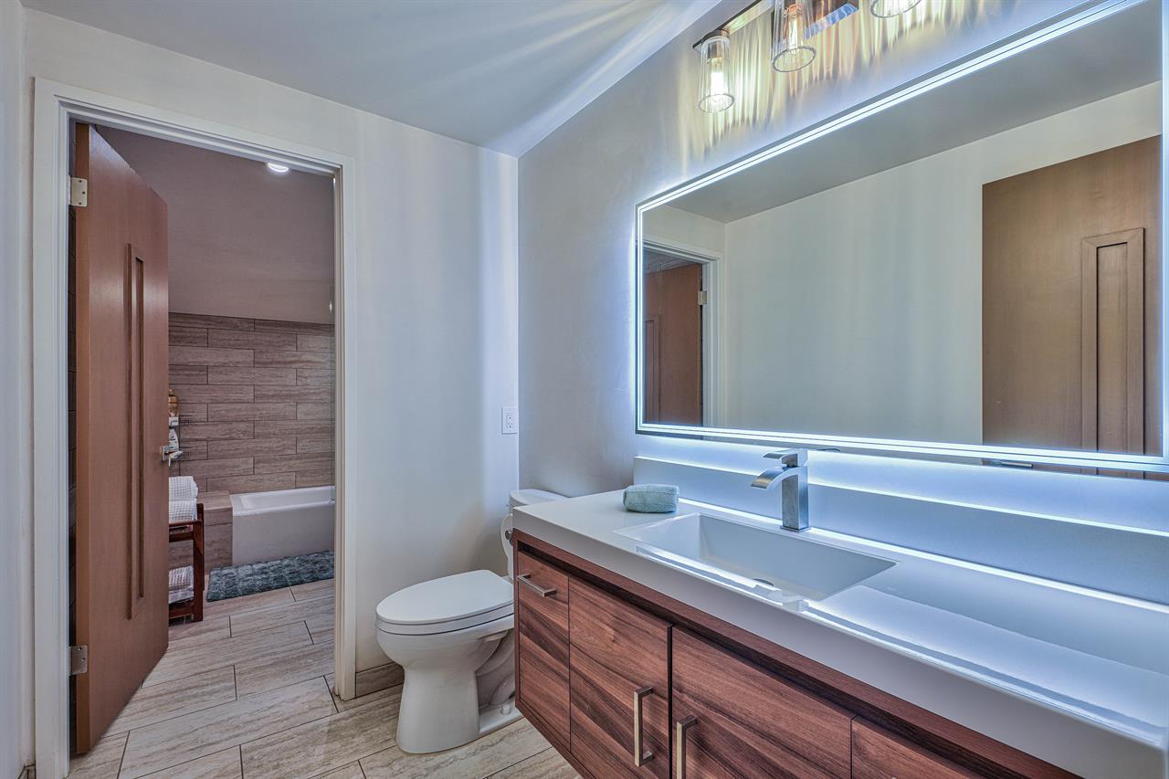 Upstairs Bathroom, Jack and Jill Style Between the Bedrooms