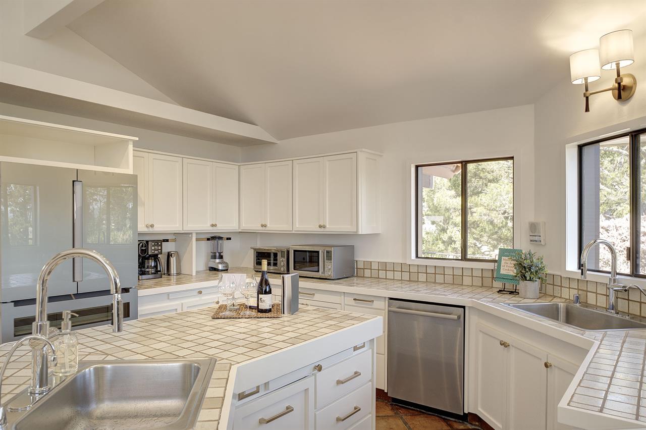 Fully Equipped Chefs Kitchen