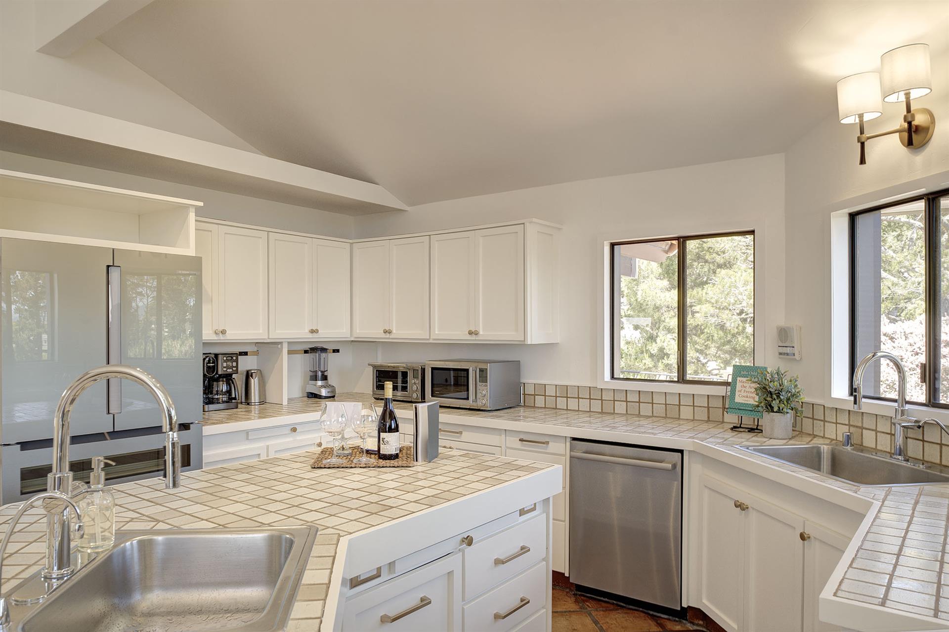 Fully Equipped Chefs Kitchen