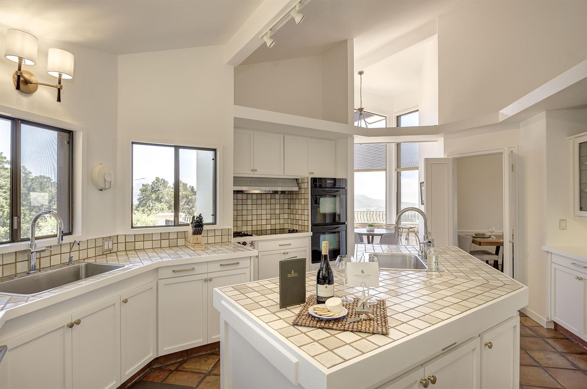 Fully Equipped Chefs Kitchen