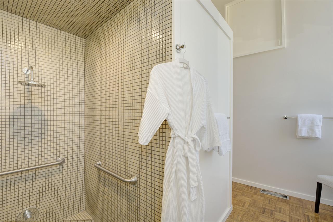 En Suite with Shower for Bedroom 1
