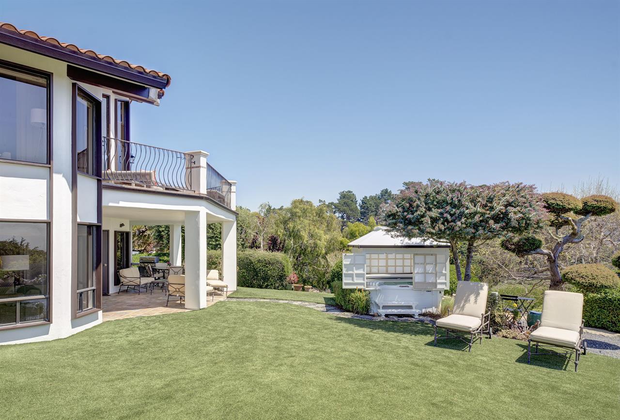 Beautiful, Mature Landscaping, Hot Tub with Enclosure