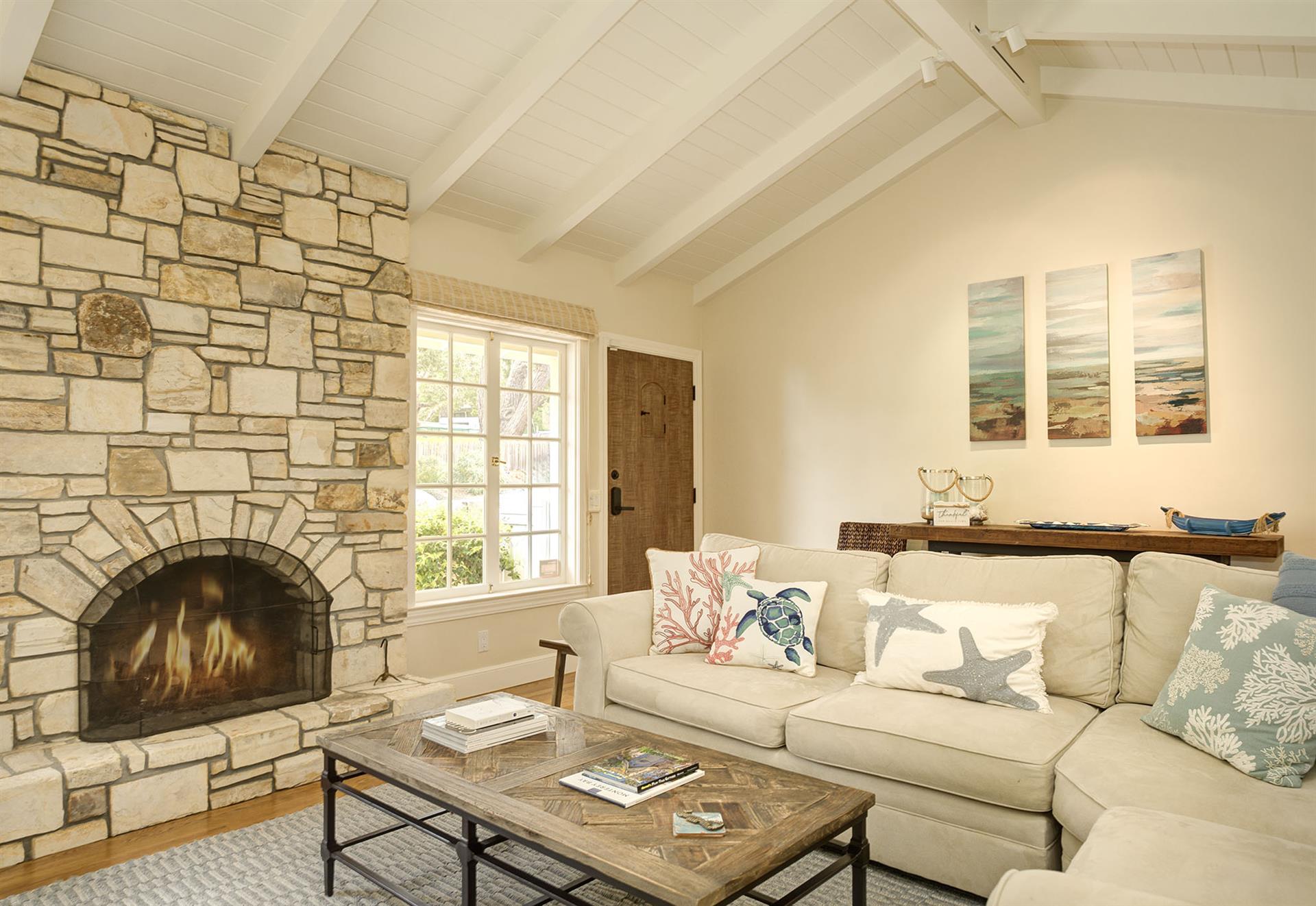 Living Room  TV, Vaulted Ceilings and a Gas Fireplace
