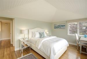 Bedroom 1  Upstairs, Queen Bed, En Suite Bathroom, Desk