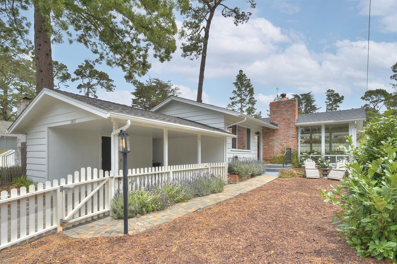 Front Yard  Front Entry