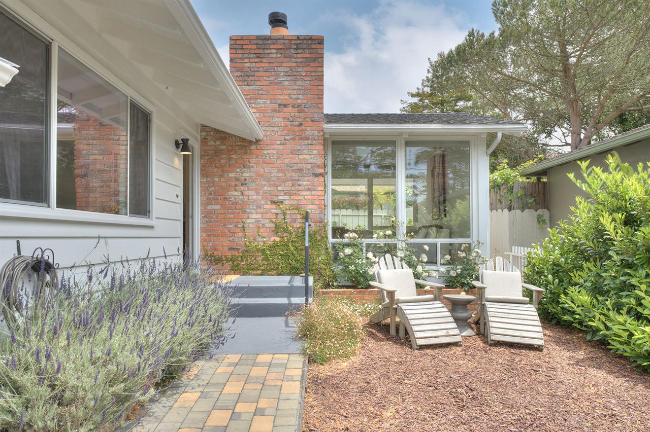 Front Yard  Front Entry