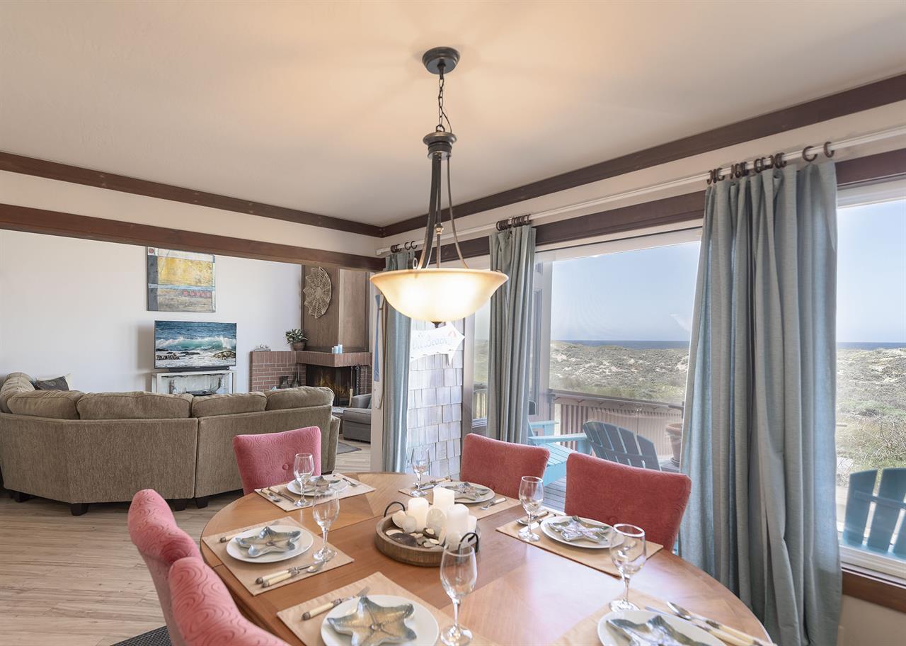 Living Room  Dining Area