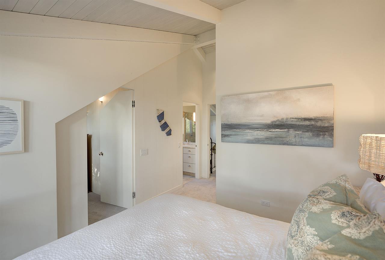 Bedroom 1 has a Queen Bed