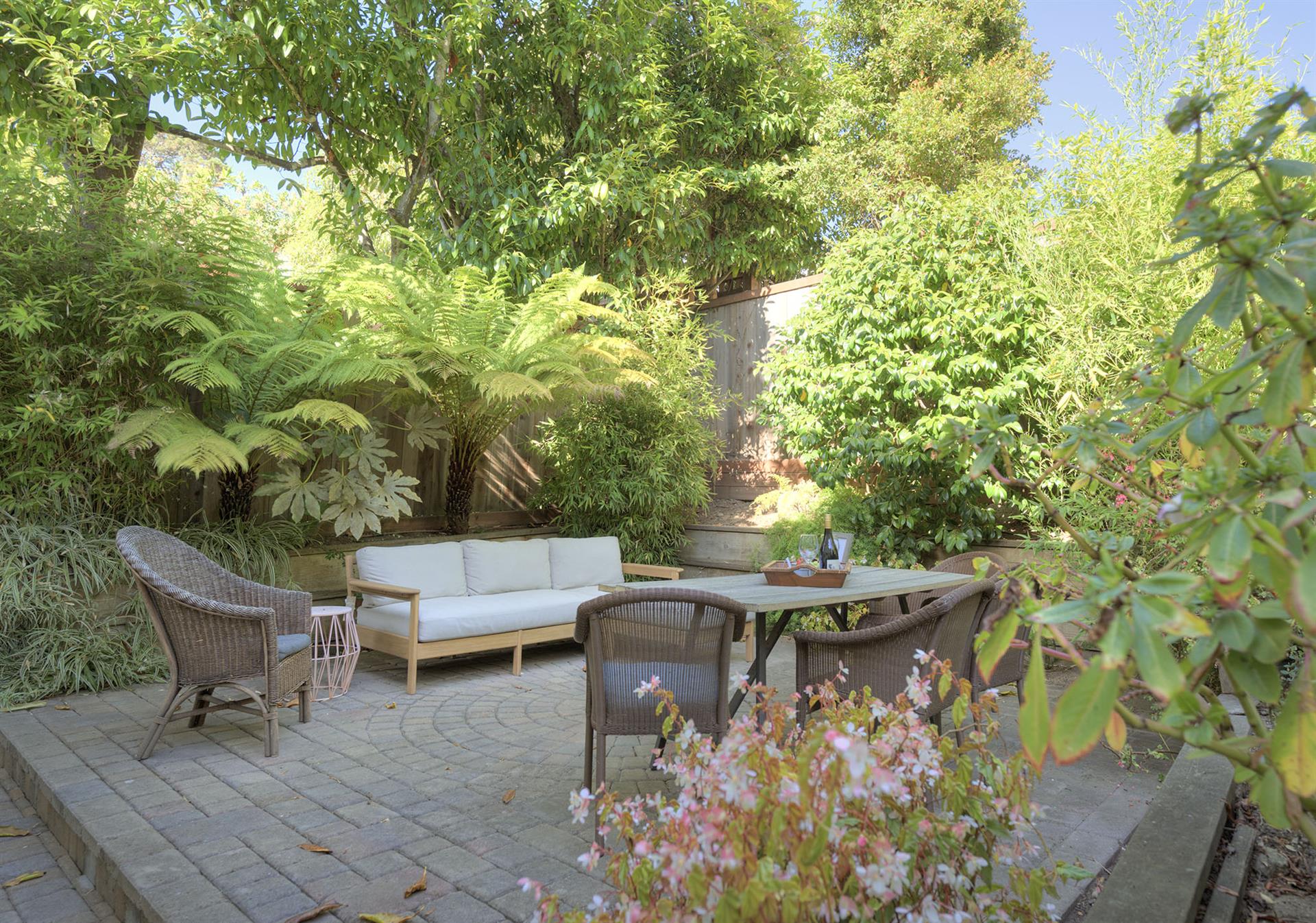 Relaxing Backyard