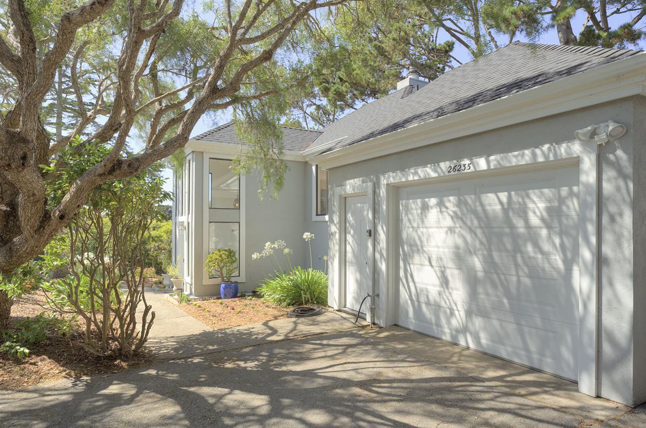 Front of the Home Showing the OneCar Garage