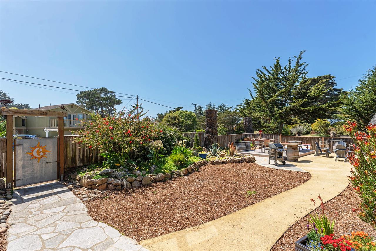 Spacious Outdoor Living Spaces