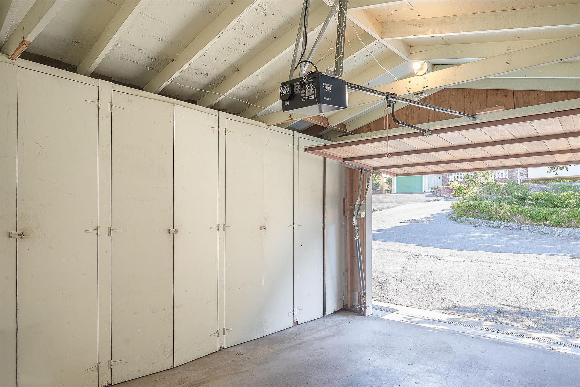 One Car Garage