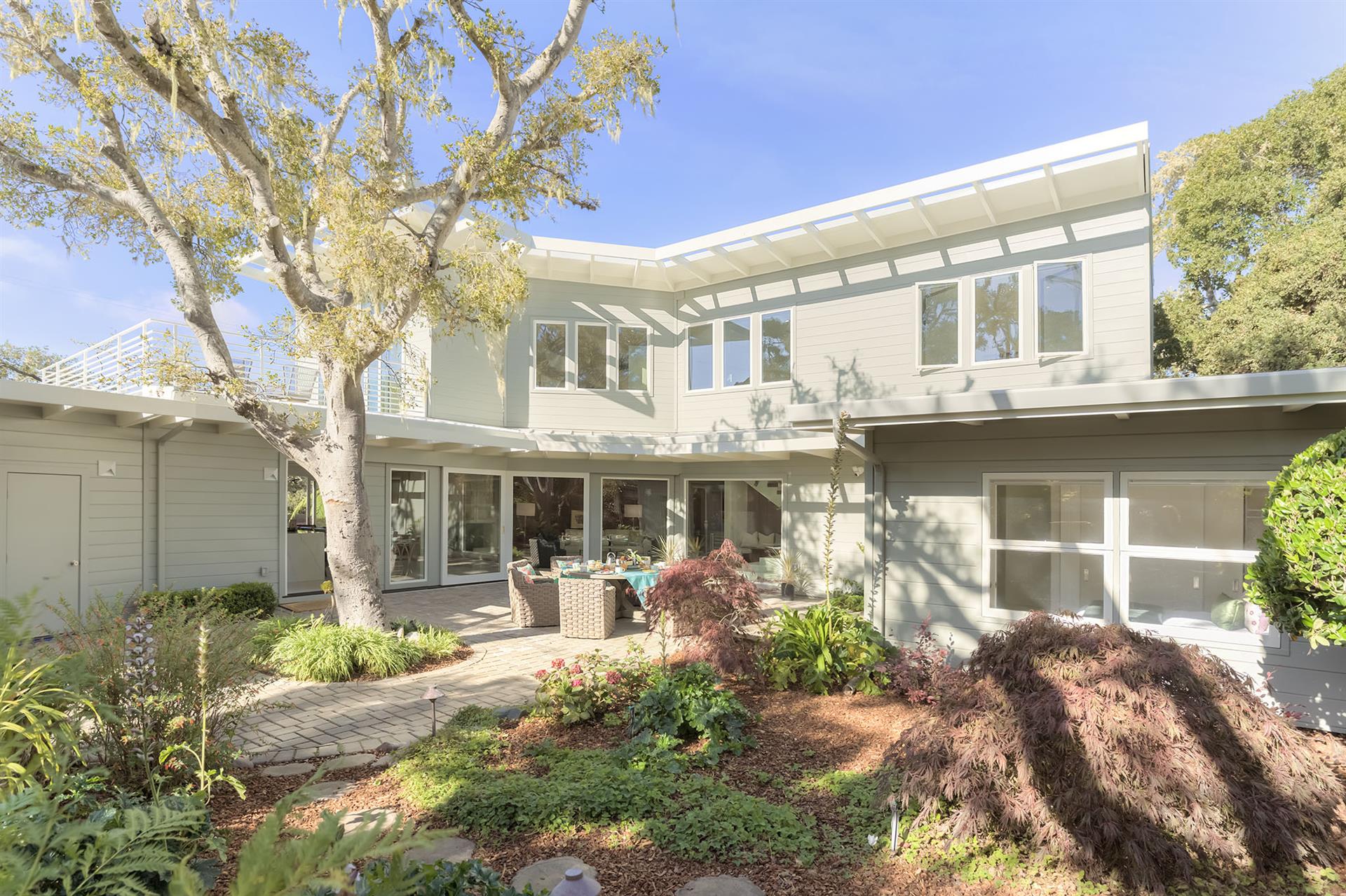 Welcome to Lilli Pad  Beautifully Remodeled Carmel Home