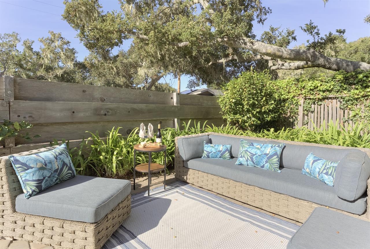 Outdoor Lounging Area