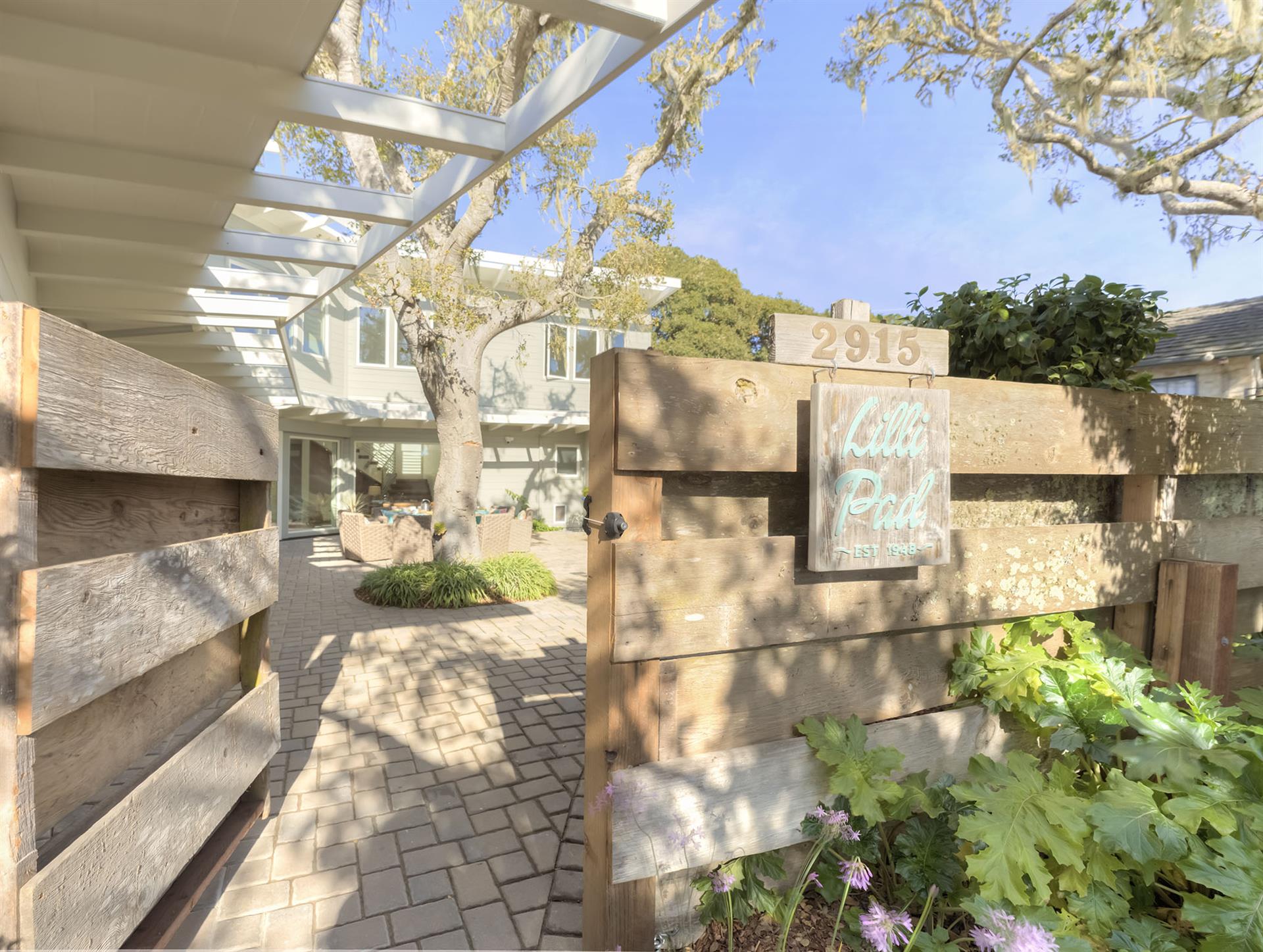 Welcome to Lilli Pad  Beautifully Remodeled Carmel Home