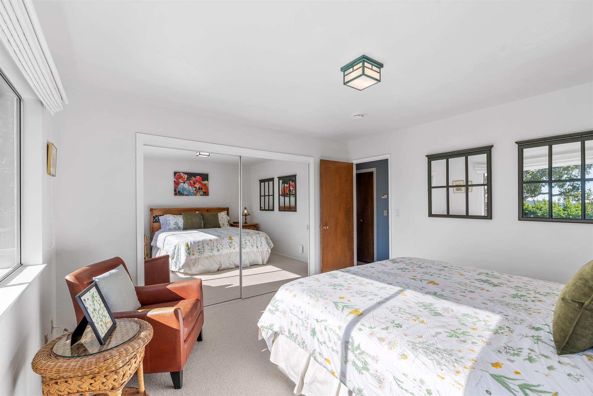 Bedroom 2, King Bed