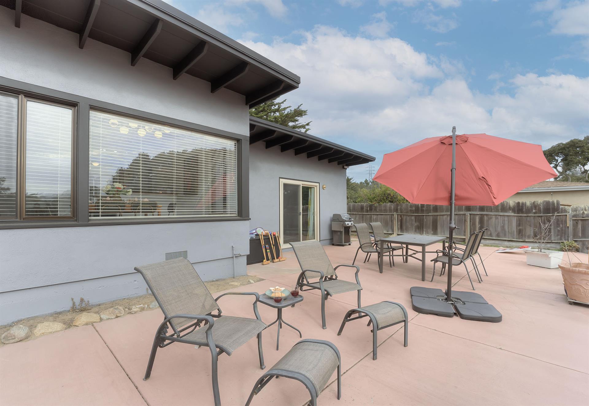 Outdoor Patio with Gas Grill