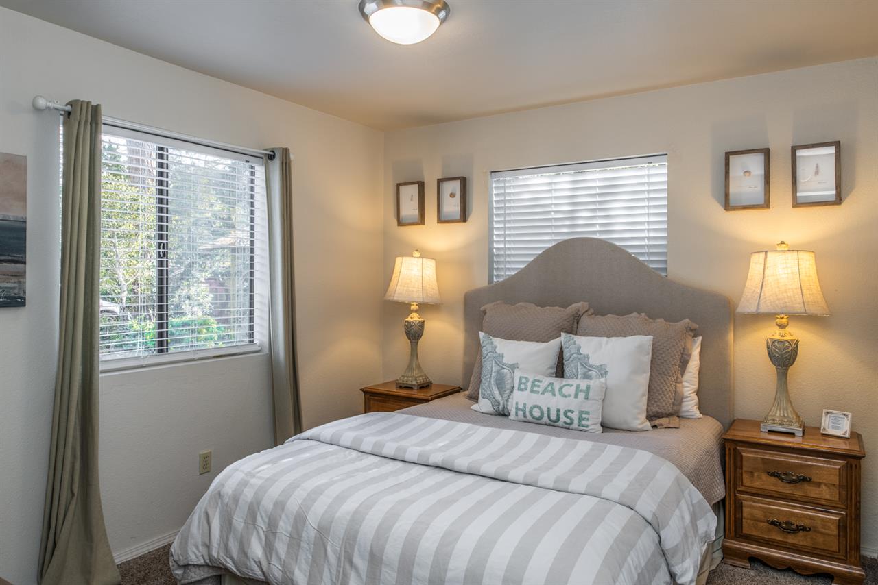 Bedroom 2, Queen Bed, TV, On Lower Level