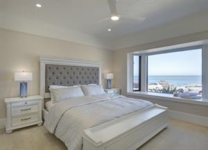 Bedroom 1 King Bed, En Suite Bath, Beautiful Bay Views