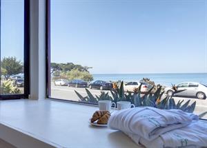 Bedroom 1  King Bed, Panoramic Views of the Bay