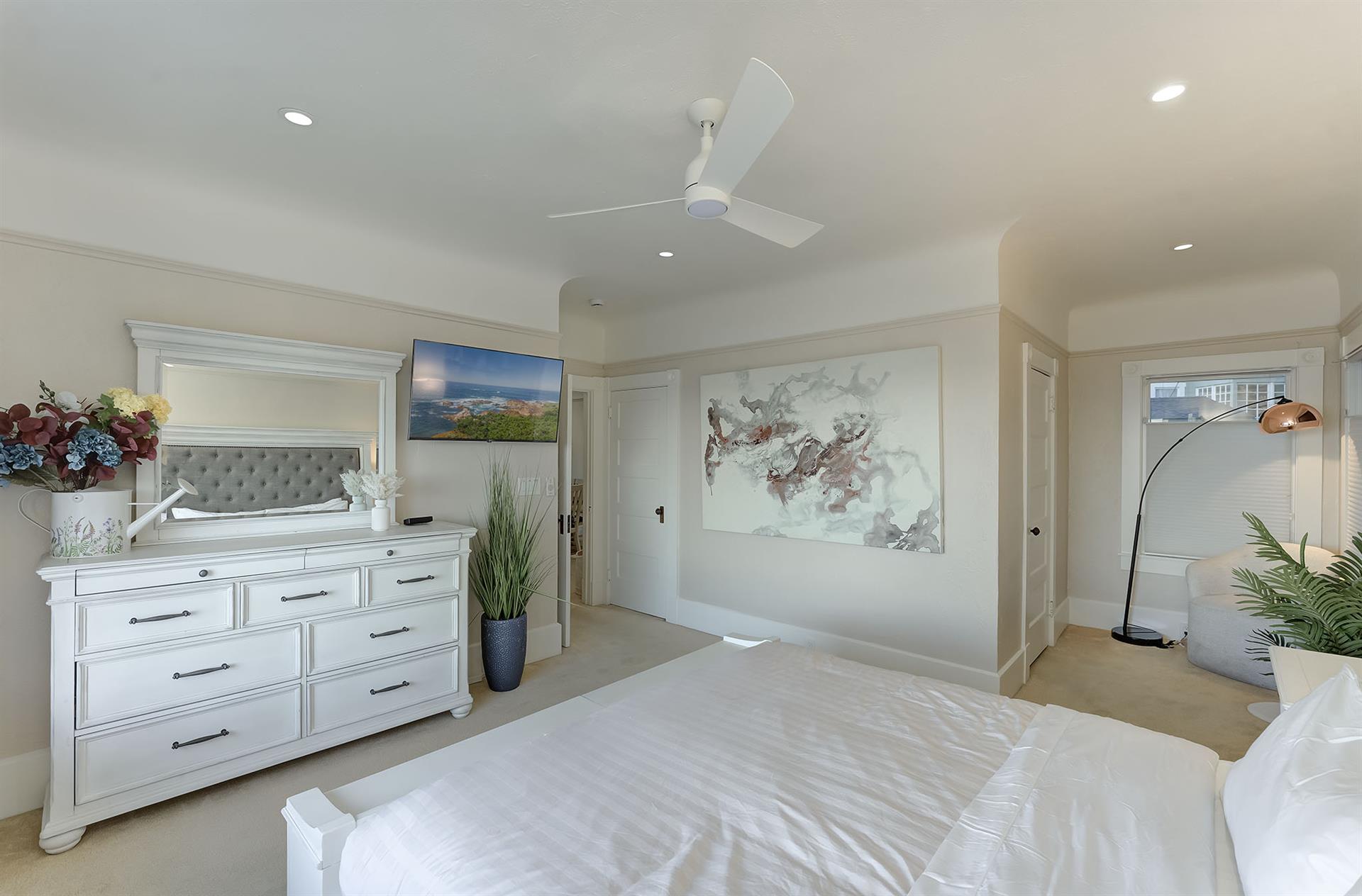 Bedroom 1  King Bed, TV, View of the Bay, En Suite Bathroom