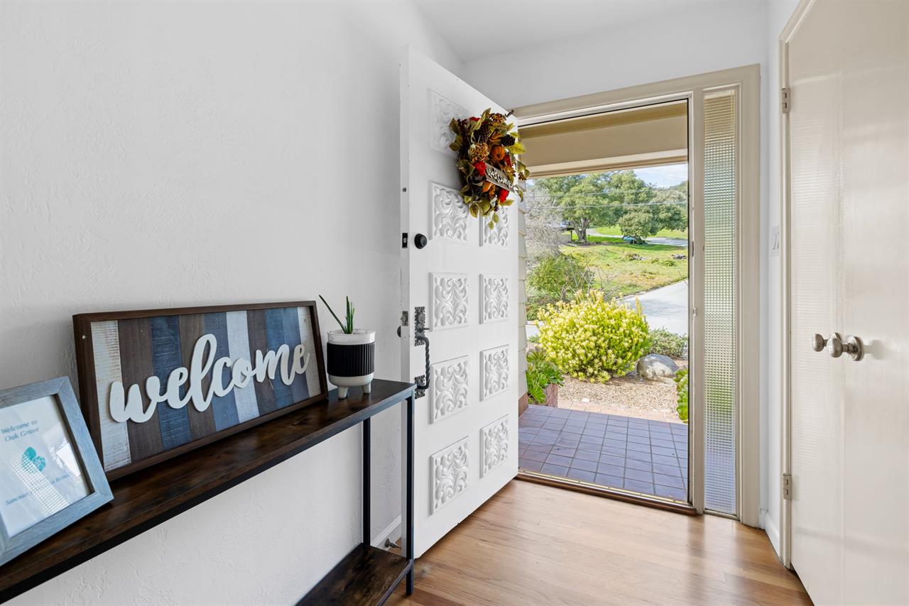 Entry Foyer home will be unfurnished