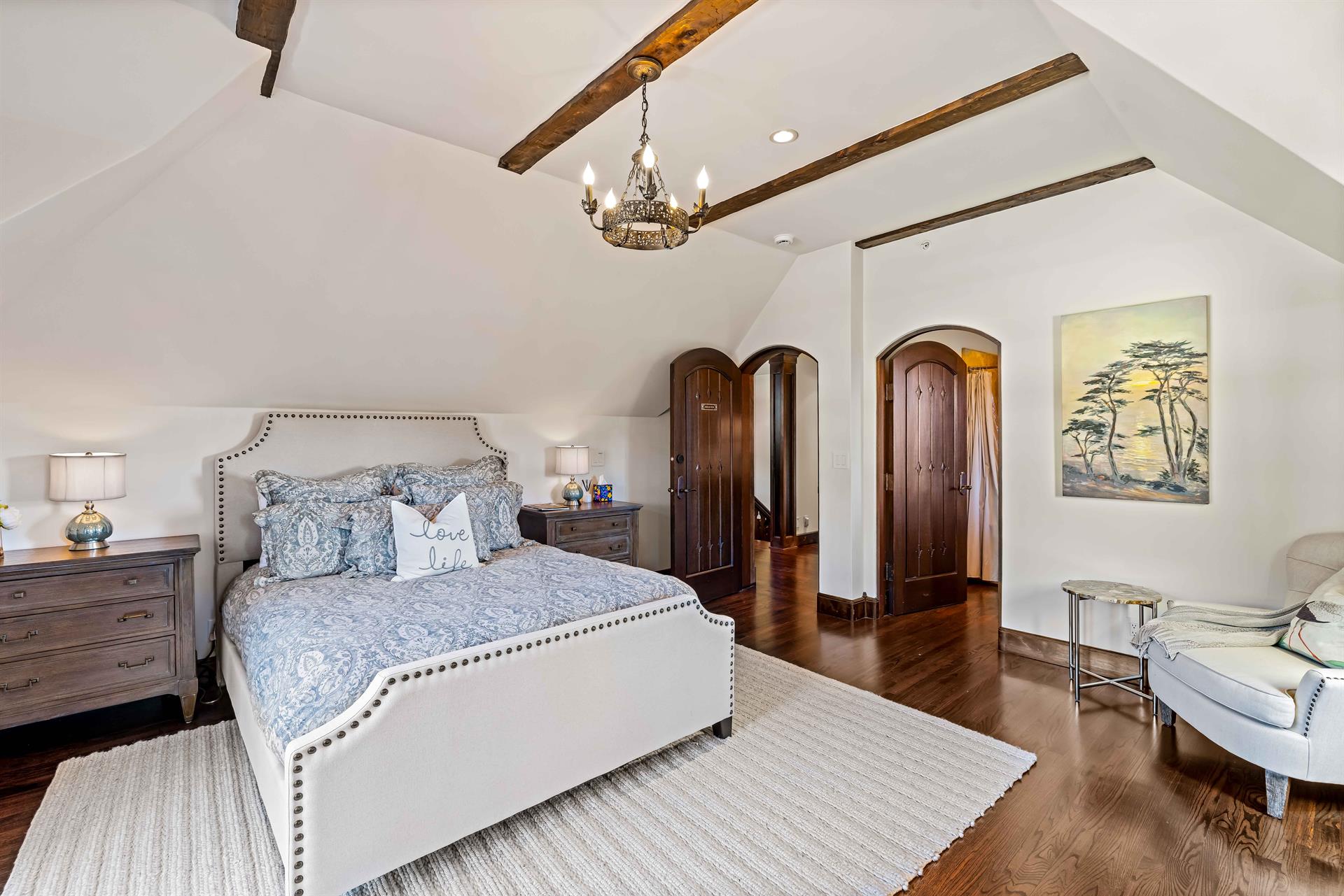 2, Doris Day Room with En Suite 2nd floor