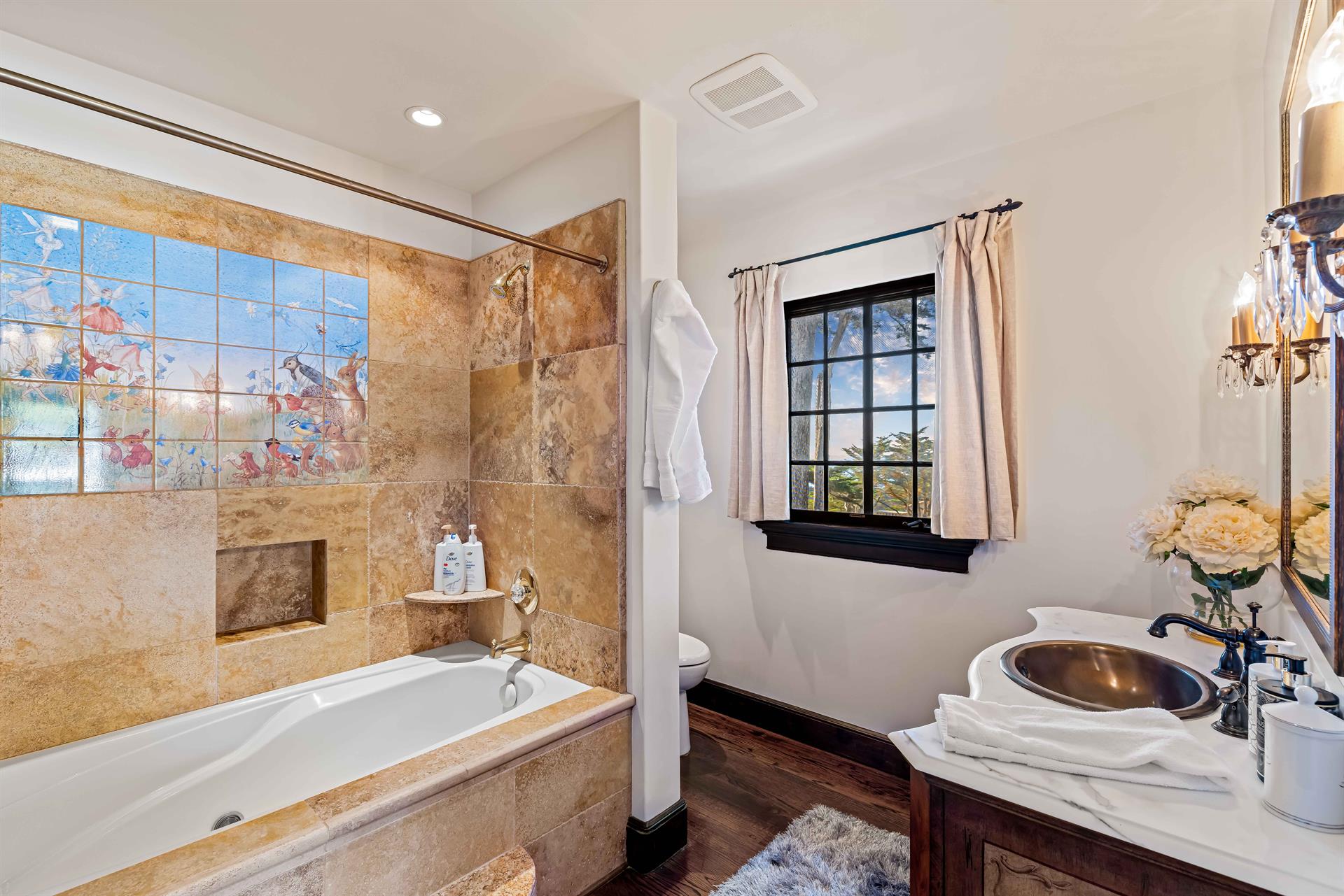 2, Doris Day Room with En Suite 2nd floor
