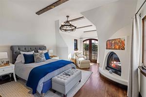 3, Brad Pitt Suite with Shared Jack and Jill Bathroom 2nd floo