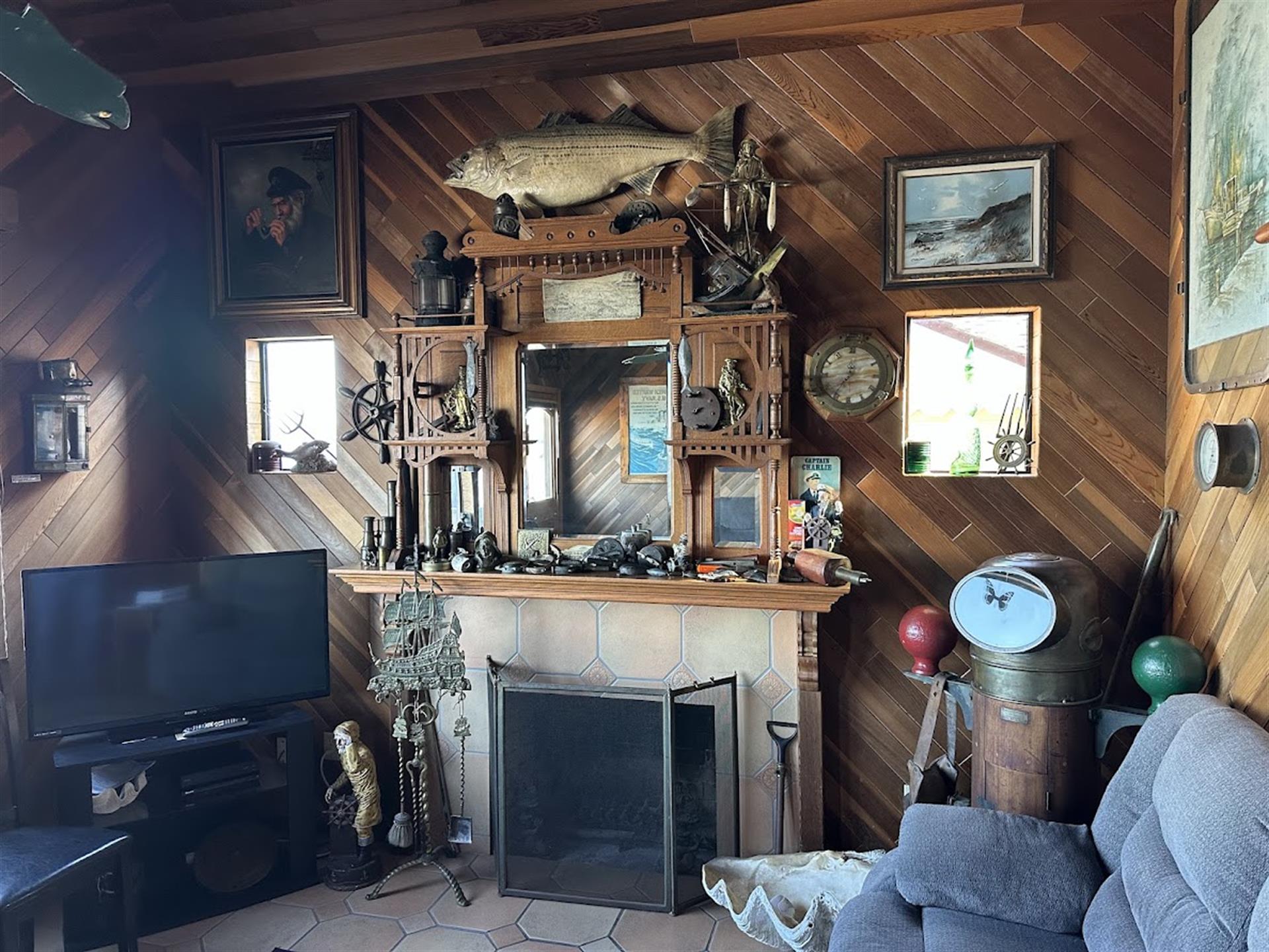 some updated furnishings and professional photos coming soon