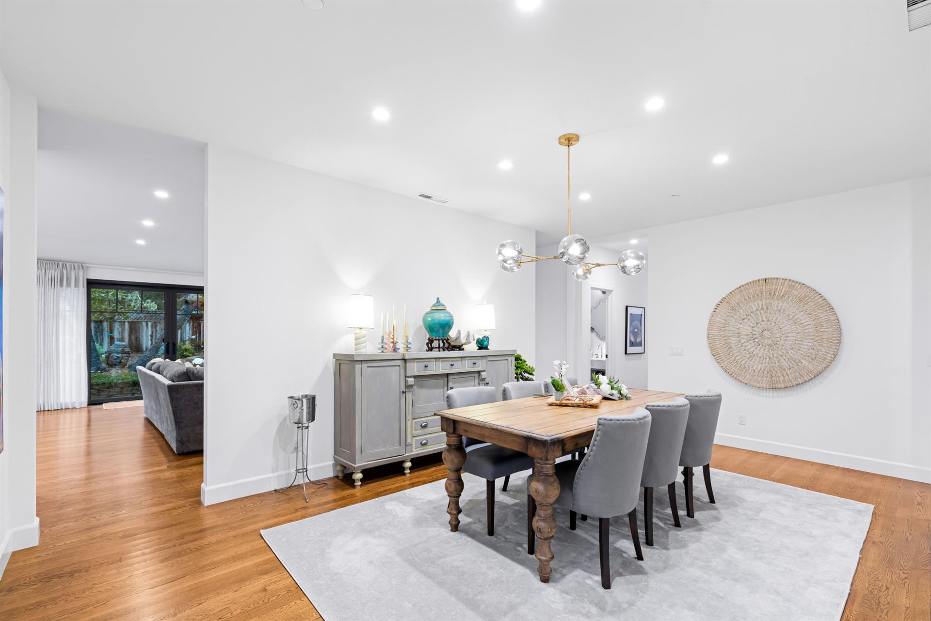 Formal Dinning Room