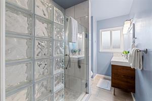Hall Bathroom has a Shower