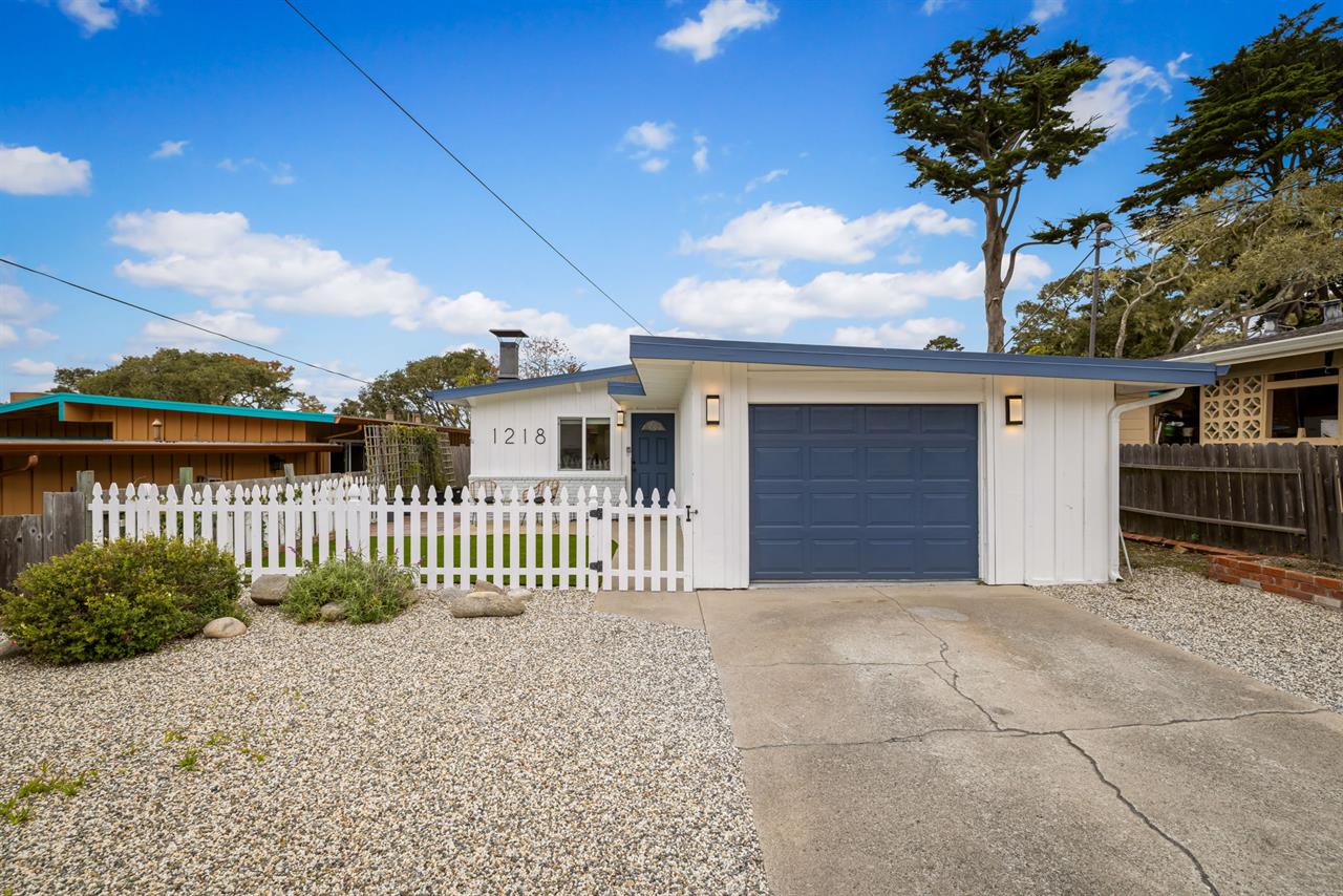 Front of the Home with the One Car Garage and Driveway Parking