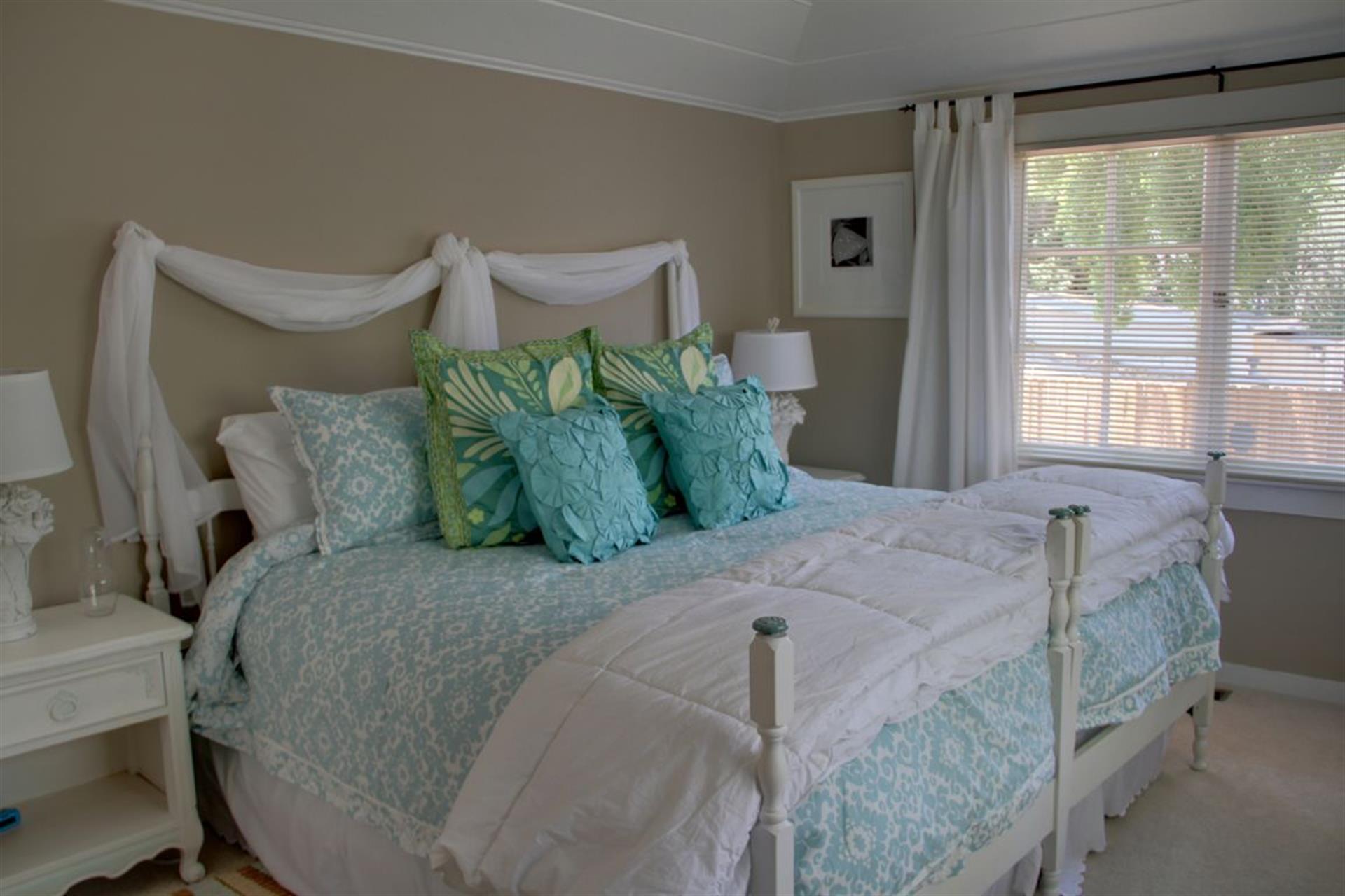 California King Bed