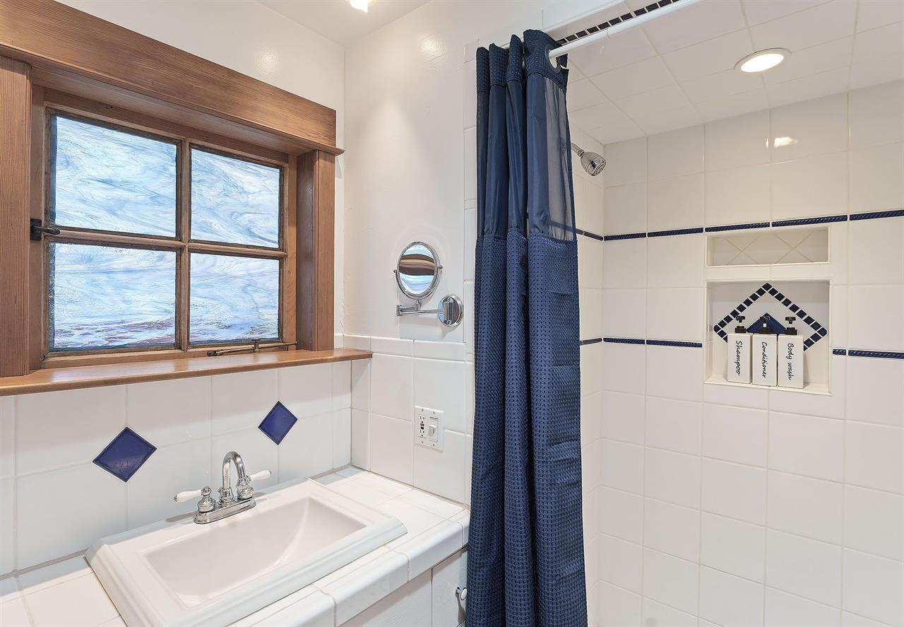 Bathroom, Tiled Shower