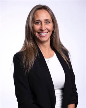 48253 Hs_indiehousefilms 52 1 S