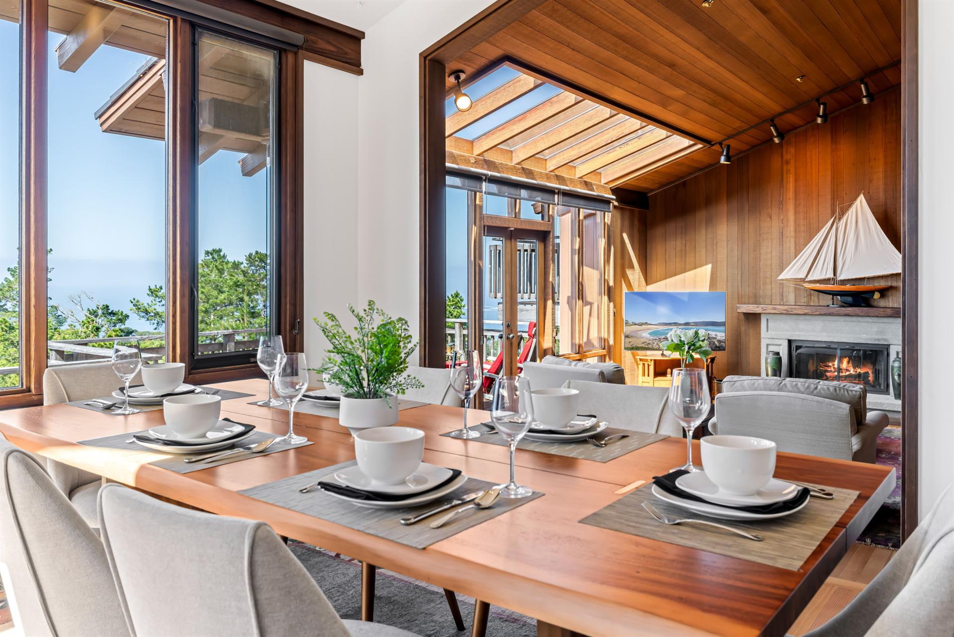 Ocean View Dining Area Next to the Living Room