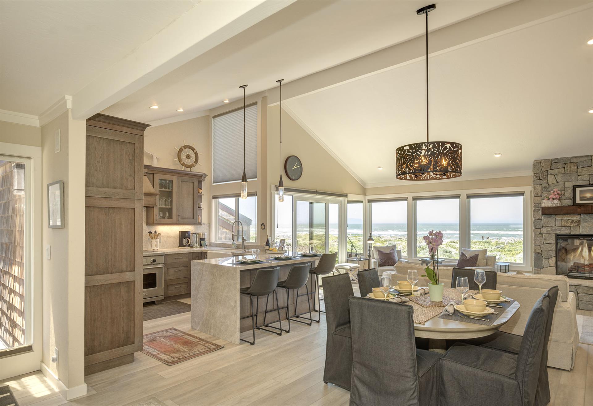 Welcome to Casa Bella  Designer Decor Throughout