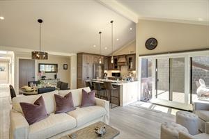 Vaulted Ceilings, Hardwood Floors, Gas Fireplace, TV with Cable