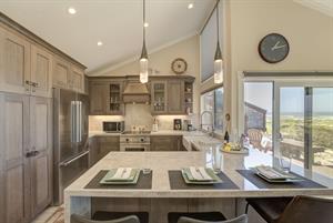 Fully Equipped Gourmet Kitchen