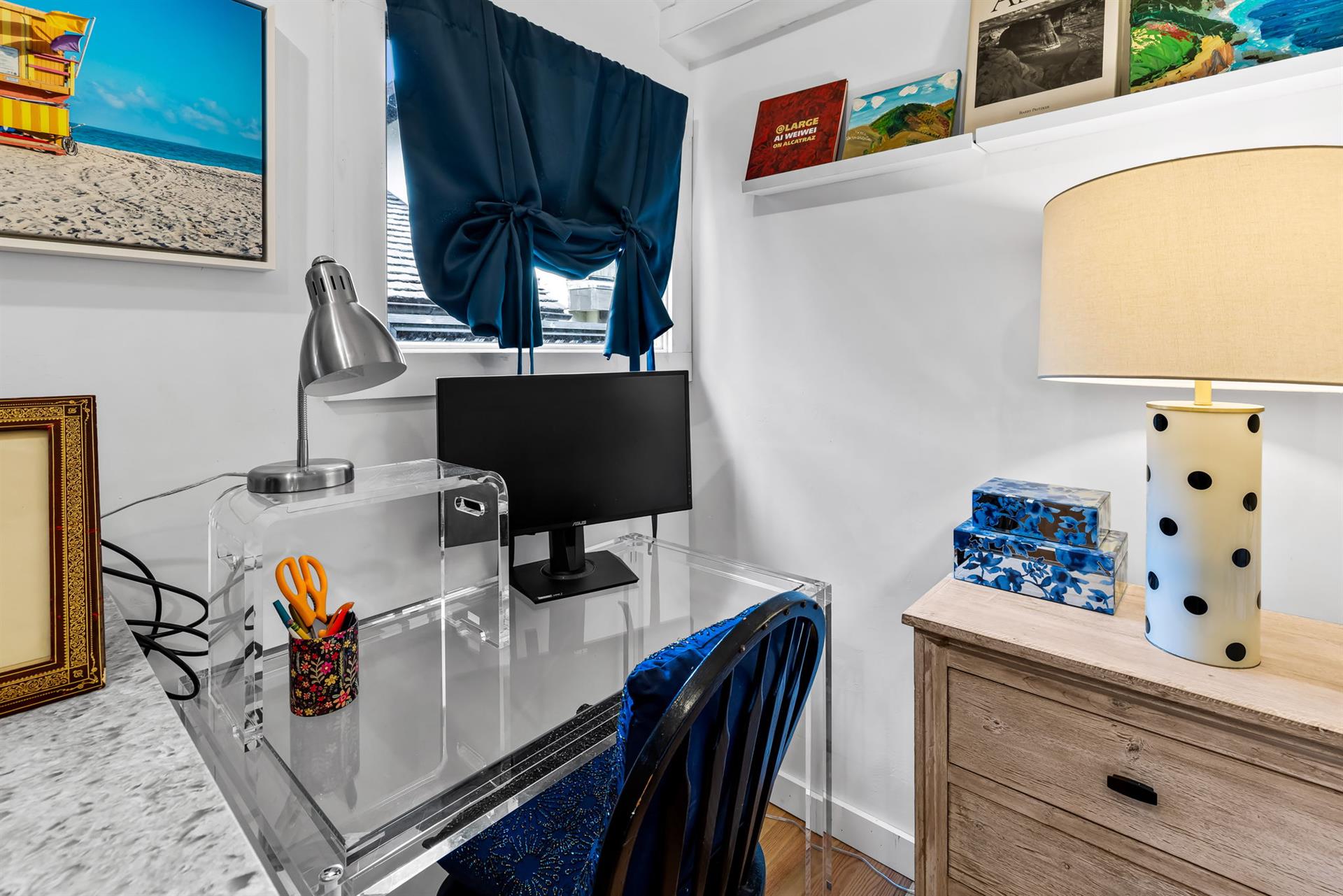 Bedroom 2  Desk