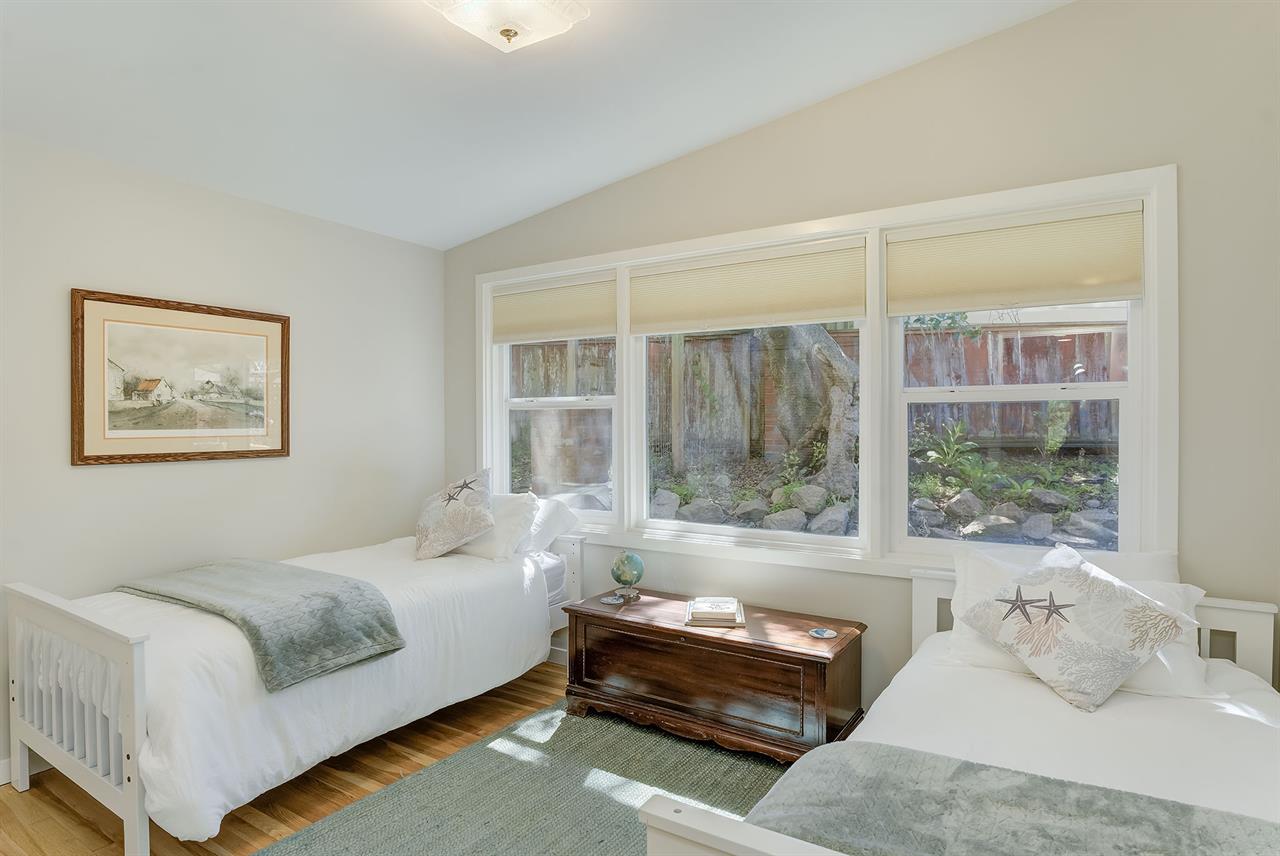 Bedroom 4 has Twin Beds