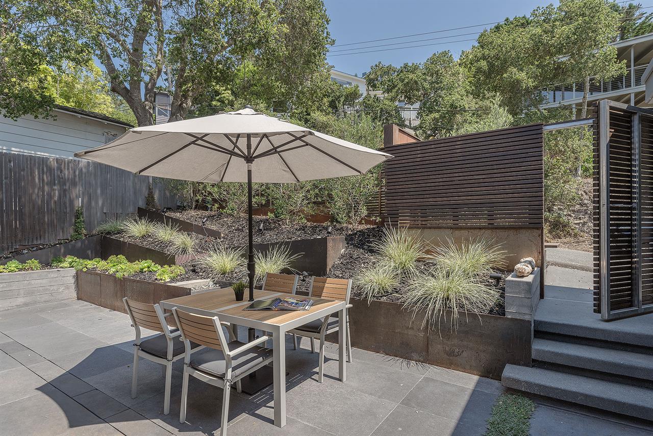 Front Courtyard Patio with Water Feature