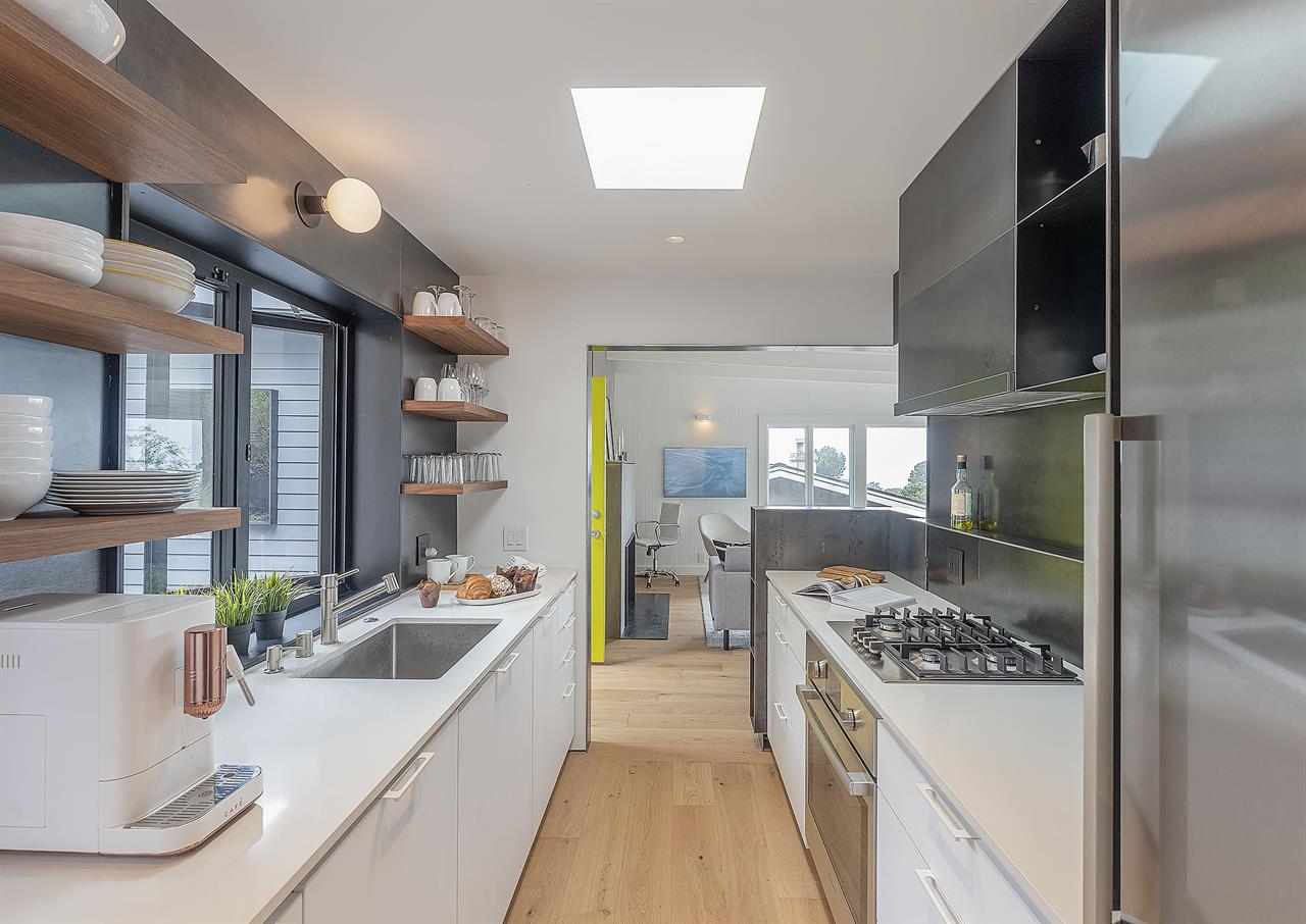 FullyEquipped Kitchen with Every Convenience