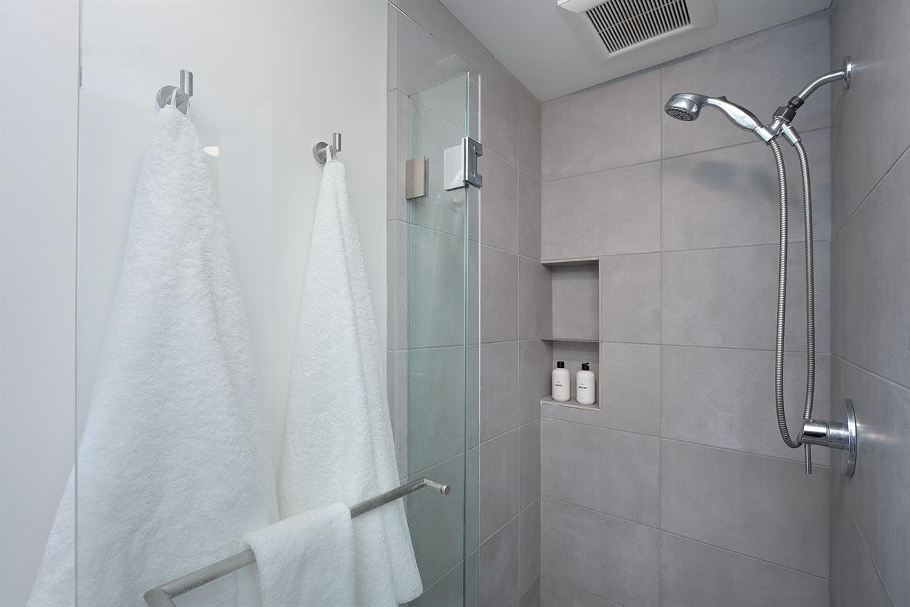 Guest Suite Bathroom has a Shower
