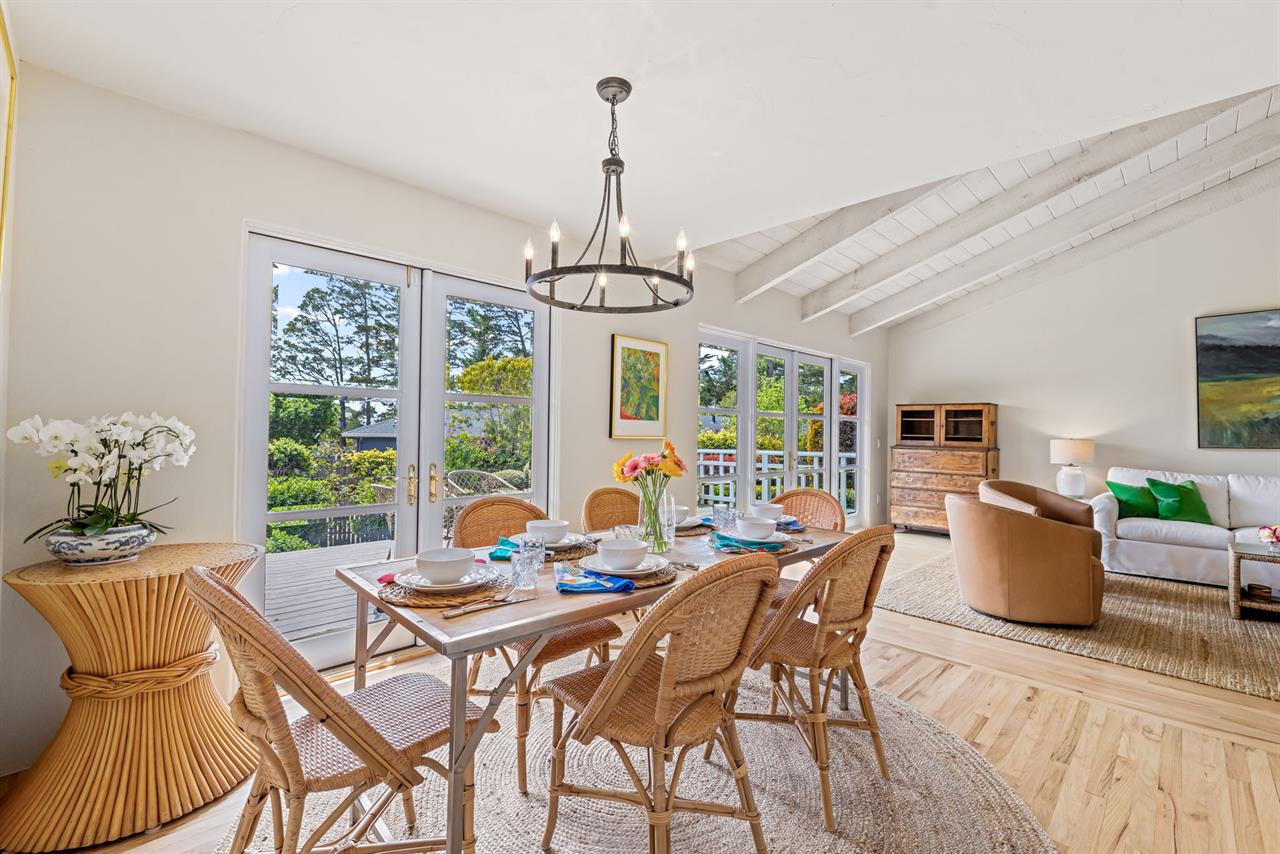 Dining Area Seats Six and has Access to the Deck